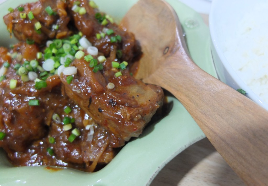 Sweet and sour pork&nbsp;ribs